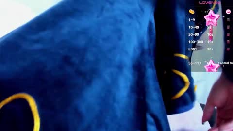 Dafne Moon online show from September 18, 12:01 am