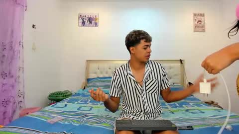 dafnezahiraa  online show from February 12, 3:29 am