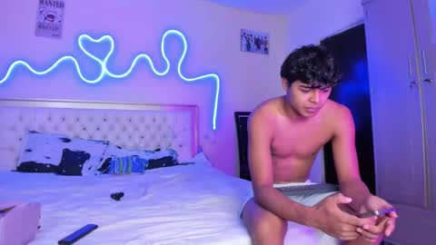 dafnezahiraa  online show from December 19, 12:06 am