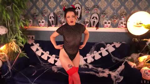 Dafni Mon online show from October 31, 7:31 am