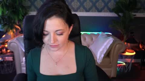 Dafni Mon online show from May 4, 1:18 pm