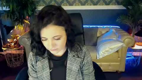 Snapshot of dafni_mon chatting on May 14, 5:58 am Dafni Mon online show from May 14, 5:58 am