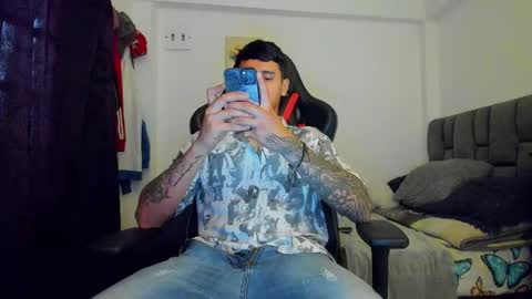 my name is Jhon and I live in colombia online show from February 25, 3:05 pm