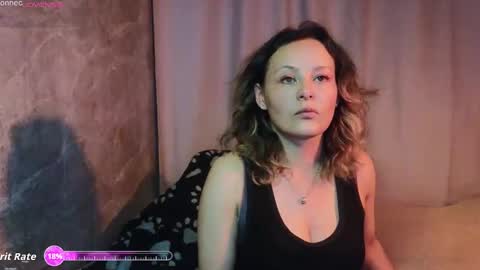 Snapshot of dagny_jo chatting on October 17, 2:59 am Lulu online show from October 17, 2:59 am