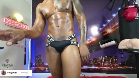 Snapshot of dagofastmilk chatting on May 13, 2:25 pm DiegoXXL online show from May 13, 2:25 pm