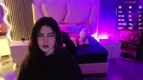 Snapshot of dahia_tay chatting on May 4, 3:57 am dahia online show from May 4, 3:57 am