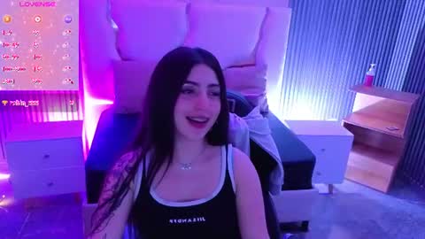 Snapshot of dahia_tay chatting on June 13, 3:48 am dahia online show from June 13, 3:48 am