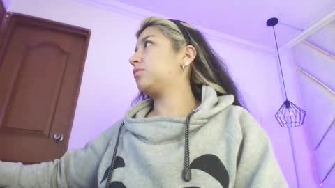 Dahiana  online show from January 31, 7:11 pm