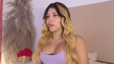 Snapshot of dahiana_prenss chatting on October 29, 7:26 pm Dahiana online show from October 29, 7:26 pm