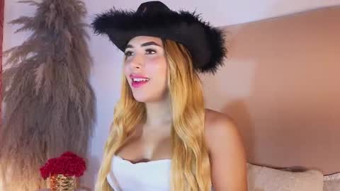 Snapshot of dahiana_prenss chatting on October 30, 8:42 pm Dahiana online show from October 30, 8:42 pm