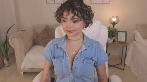 Snapshot of dahiana_walcott chatting on May 26, 11:01 pm Dahiann Walcott online show from May 26, 11:01 pm