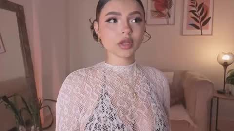 Dahiann Walcott online show from July 28, 4:39 pm