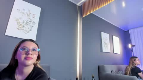 Snapshot of dahiane_smith chatting on June 1, 12:29 pm dahiane_smith online show from June 1, 12:29 pm