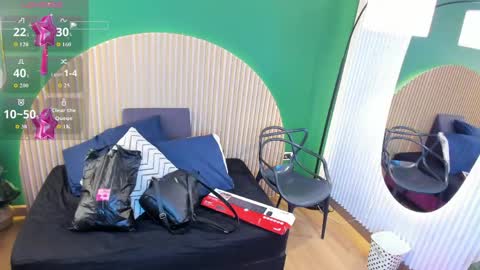 Snapshot of dahianeconnor chatting on May 16, 11:31 am Dahiane Connor online show from May 16, 11:31 am