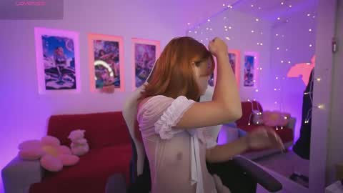 Snapshot of dahliagraey chatting on May 9, 11:37 am Dahlia Grey online show from May 9, 11:37 am