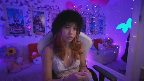Snapshot of dahliagraey chatting on May 30, 11:40 am Dahlia Grey online show from May 30, 11:40 am