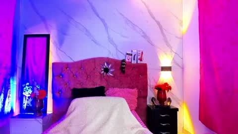 Snapshot of dahlyagoddess chatting on June 13, 10:18 pm diosa dhaly online show from June 13, 10:18 pm