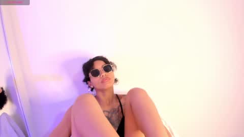 Snapshot of daiana_curly chatting on January 29, 2:53 pm Daiana online show from January 29, 2:53 pm