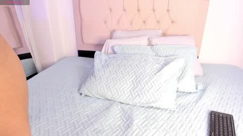Snapshot of daiana_curly chatting on February 3, 9:39 pm Daiana online show from February 3, 9:39 pm