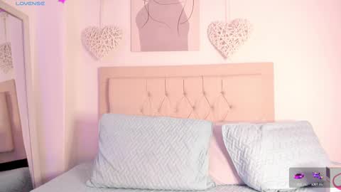 Snapshot of daiana_curly chatting on February 17, 6:04 pm Daiana online show from February 17, 6:04 pm