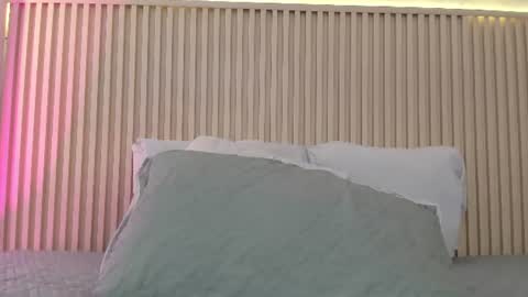 Snapshot of daiana_curly chatting on July 1, 6:29 pm Daiana online show from July 1, 6:29 pm