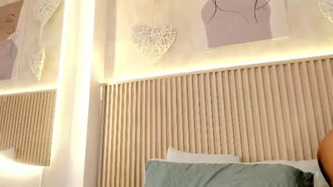 Snapshot of daiana_curly chatting on July 28, 8:23 pm Daiana online show from July 28, 8:23 pm