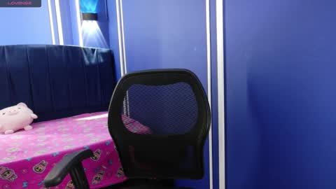 Snapshot of daila51 chatting on December 16, 11:37 am Daila online show from December 16, 11:37 am