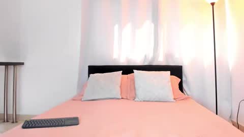 Snapshot of dailasmith chatting on February 17, 3:09 pm Daila Smith online show from February 17, 3:09 pm