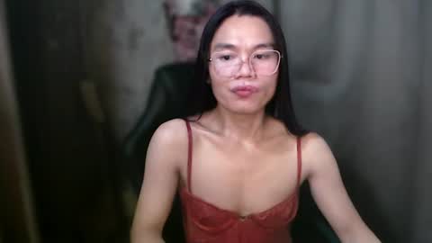 Snapshot of dailylush chatting on July 7, 7:29 pm Kim online show from July 7, 7:29 pm