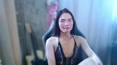 Snapshot of dailylush chatting on August 4, 7:55 am Kim online show from August 4, 7:55 am