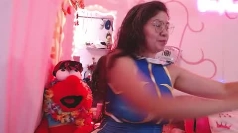 Snapshot of daina_flower chatting on June 18, 6:02 am DAINA online show from June 18, 6:02 am