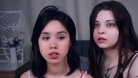 Snapshot of dainalargena chatting on June 2, 8:16 am Aoi and Lily best friends online show from June 2, 8:16 am