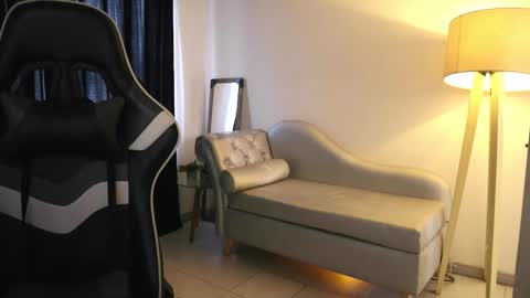 Snapshot of daisha_riley chatting on November 11, 2:39 pm Lauren online show from November 11, 2:39 pm