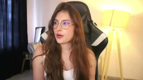 Snapshot of daisha_riley chatting on November 22, 2:16 pm Lauren online show from November 22, 2:16 pm