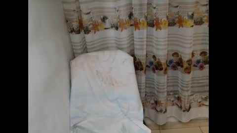 Ashe online show from October 13, 6:52 pm