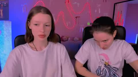 Snapshot of daisy_baby_ chatting on March 20, 8:14 pm daisy online show from March 20, 8:14 pm