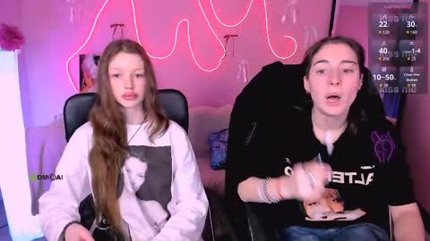 Snapshot of daisy_baby_ chatting on April 14, 7:09 pm daisy online show from April 14, 7:09 pm