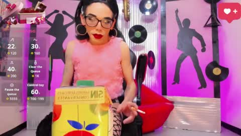 daisy_jonexxx22 online show from April 28, 5:56 am