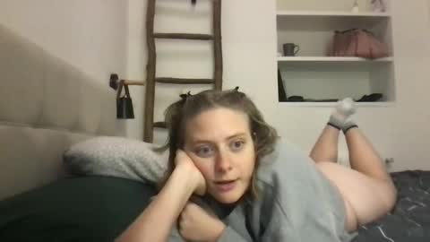 daisy_lately online show from November 18, 2:54 pm