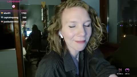 daisy_lovely online show from January 9, 3:59 pm