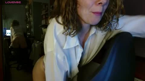 daisy_lovely online show from May 23, 4:33 pm