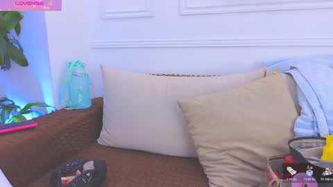 Snapshot of daisy_price chatting on May 5, 10:45 am Daisy Price online show from May 5, 10:45 am