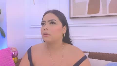 Snapshot of daisy_price chatting on June 14, 10:50 am Daisy Price online show from June 14, 10:50 am