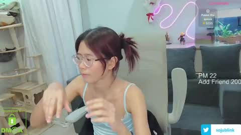 Snapshot of daisybean chatting on May 29, 8:23 am Daisy online show from May 29, 8:23 am