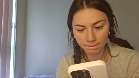 Daisy online show from June 28, 4:07 am