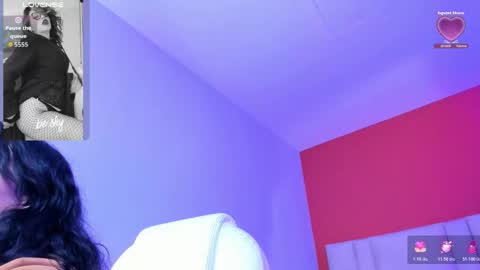 Snapshot of dakhota_rouge chatting on February 6, 4:50 am Dakhota online show from February 6, 4:50 am