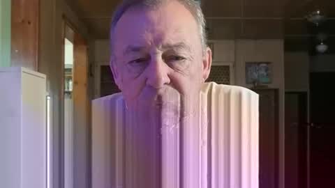 Snapshot of dakit2 chatting on December 19, 4:25 pm dakit online show from December 19, 4:25 pm