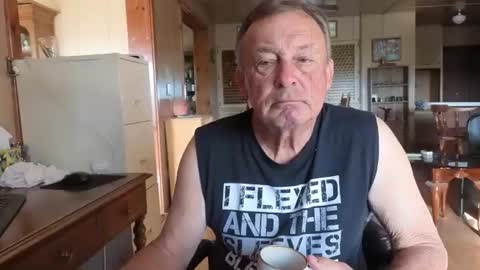 Snapshot of dakit2 chatting on March 21, 3:48 pm dakit online show from March 21, 3:48 pm