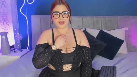 Snapshot of dakota_lane chatting on November 27, 12:29 pm Dakota online show from November 27, 12:29 pm