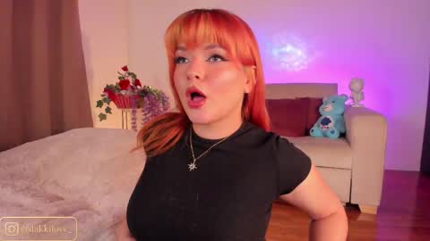 Snapshot of dakota_lovee chatting on February 8, 3:54 am Dakota Follow my IG dakkilove online show from February 8, 3:54 am